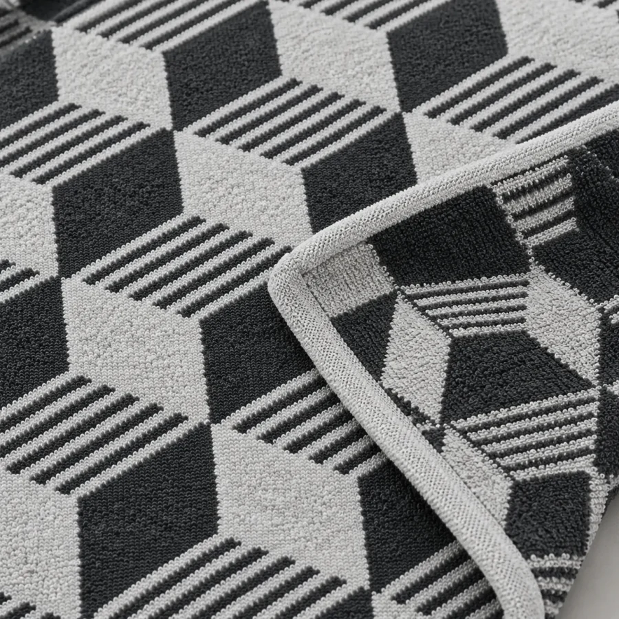 Cube Bath Towel, close-up of the jacquard terry
