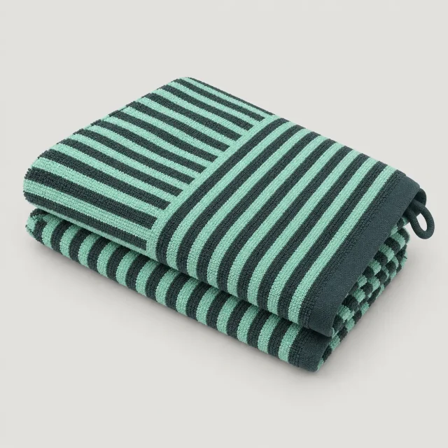 Drift Bath Towel, studio photo