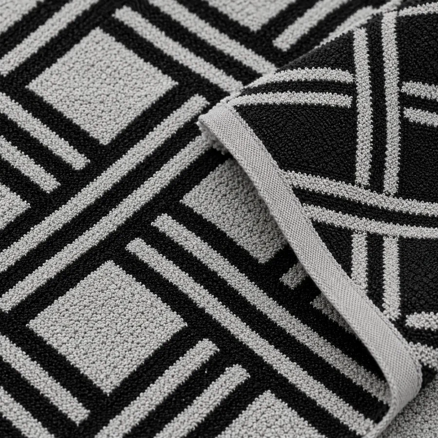 Lattice Bath Towel, close-up of the jacquard terry