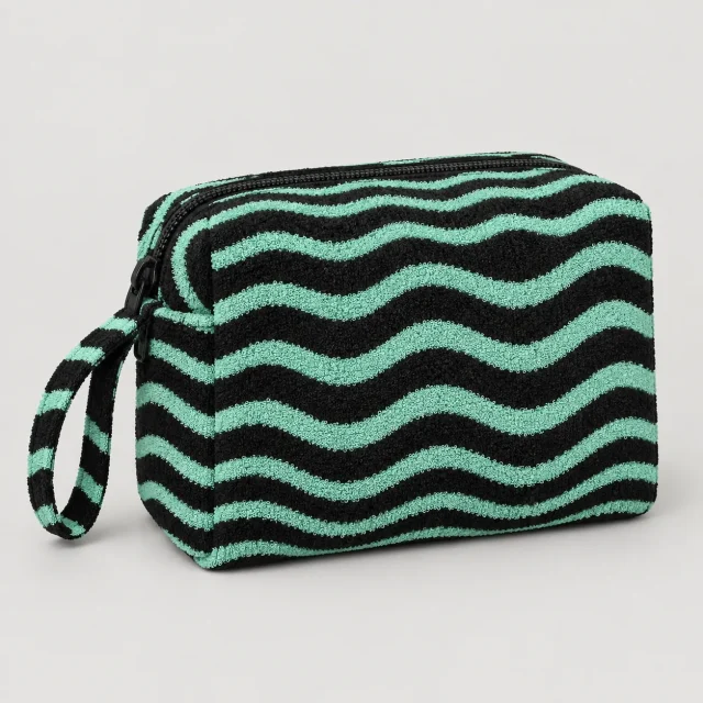 Ripple Zip Wash Bag, studio photo