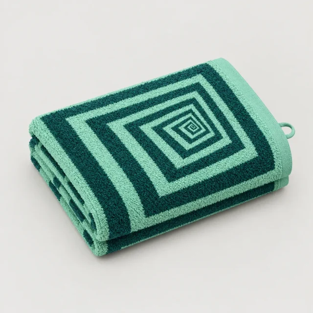 Tunnel Bath Towel, studio photo