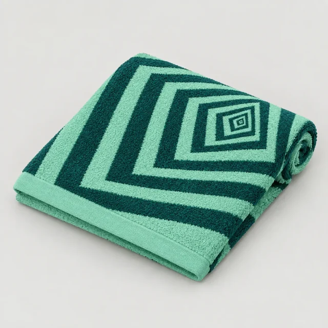 Tunnel Beach Towel, studio photo