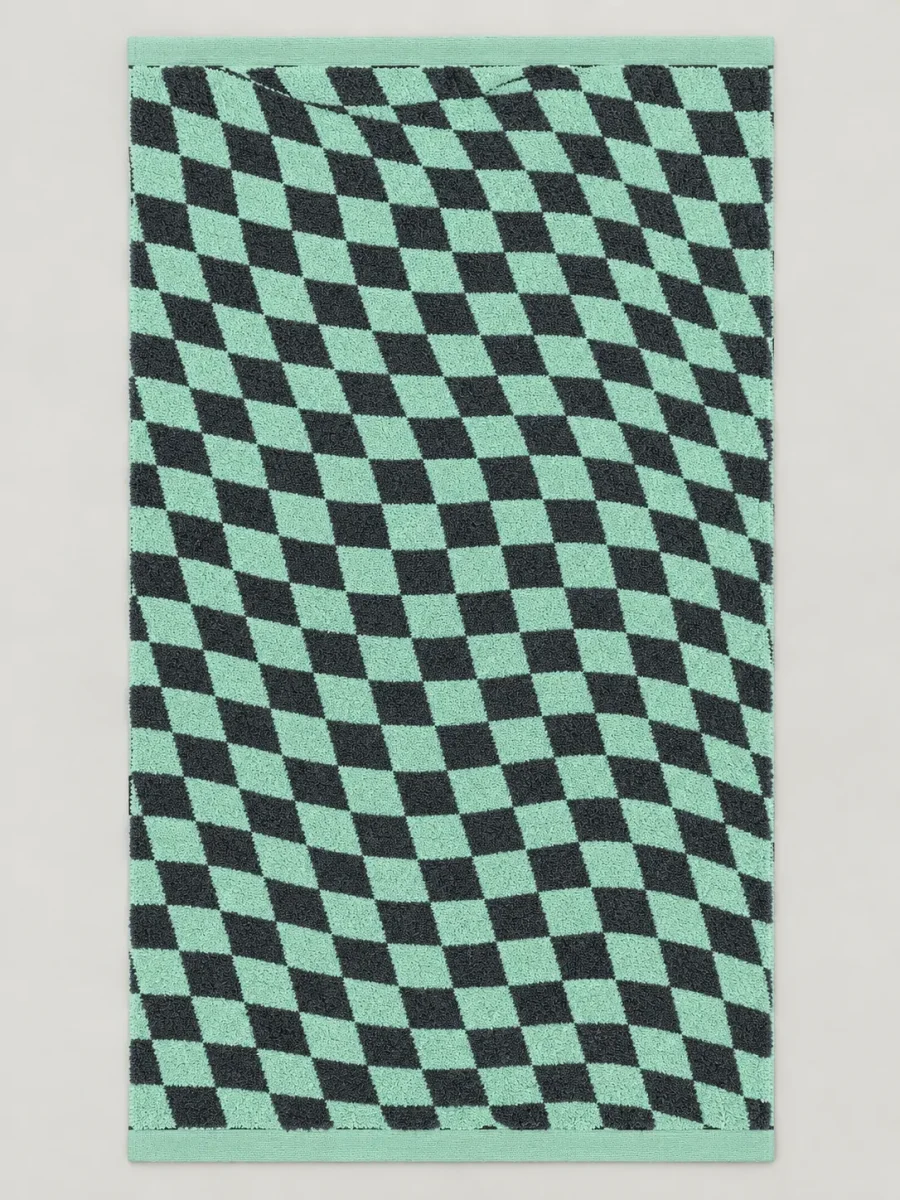 Warp Bath Towel laid flat, whole pattern