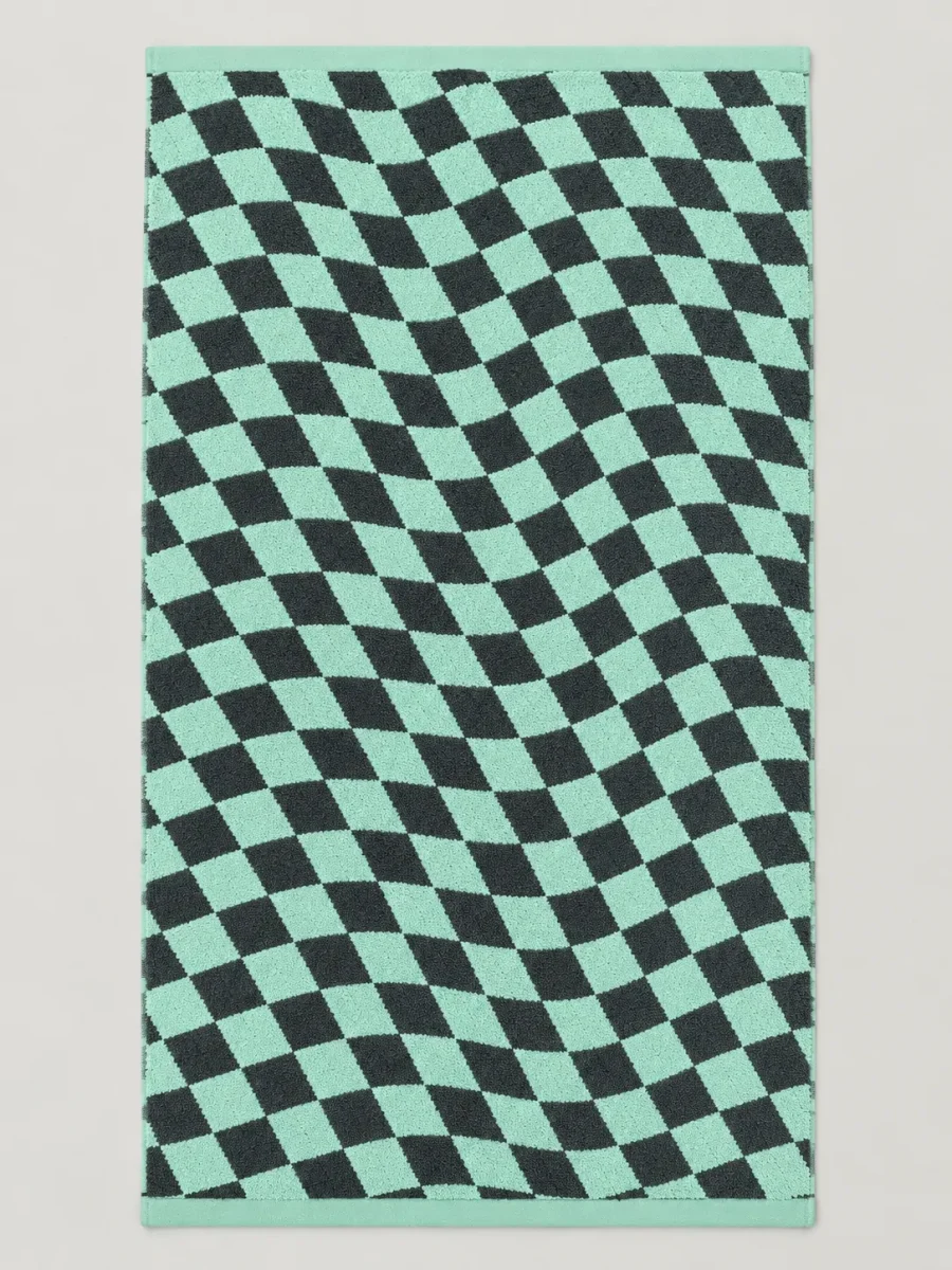 Warp Beach Towel laid flat, whole pattern